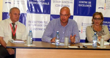 Stire din Cultură-Educație : Anomalii legislative - cei cu nota 8 prind resturile