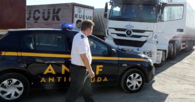Stire din Economie : Inspectorii antifraudă au verificat peste 13.800 de autovehicule de marfă