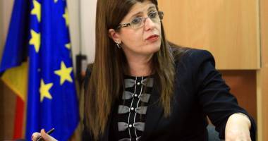 Inspectorul școlar general Gabriela Bucovală, față-n față cu directorii