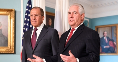 Stire din Actualitate : Întâlnire Tillerson-Lavrov, în plin război al sancțiunilor dintre Moscova și Washington