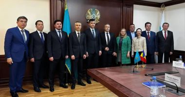 Stire din Social : Aprovizionarea cu țiței a României, securizată prin parteneriatul româno-kazah