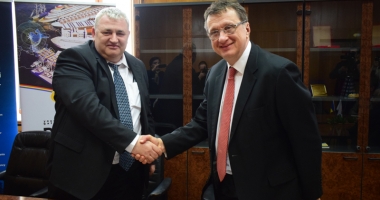 Stire din Economie : Înțelegere istorică între Administrația portuară și operatori