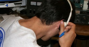 Stire din Actualitate : Interceptările înregistrărilor telefonice ale cetățenilor au oprit zeci de amenințări teroriste