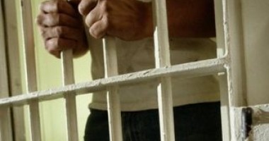 Premieră: Un interlop primește despăgubiri de 15 mii de lei pentru greșeala procurorilor