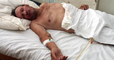 Stire din Sănătate : Mulți bolnavi aduși de familii la spital, ca să nu-i mai îngrijească acasă