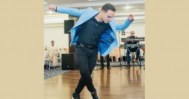 Din centrele de plasament, Vali Osman a ajuns pe marile scene: "Sunt împlinit pentru că mi-am găsit pasiunea" - 4