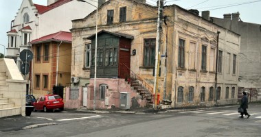 Stire din Social : Traficul rutier, interzis în Peninsulă!