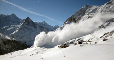 Plecați la munte? Atenție! Risc major de producere de avalanșe