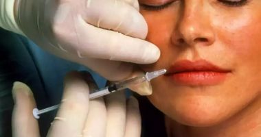 Stire din Eveniment : Femeie reținută după ce s-a dat drept medic estetician și a realizat mai multe intervenții