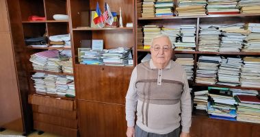 "În România, nu sunt bani pentru cercetare. Salariile specialiştilor, similare cu cele ale tractoriştilor!" - 5