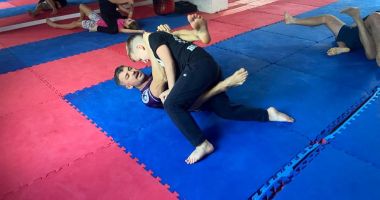 Viorel Vihodiță, campion la sporturile full-contact: „De multe ori, am mers mai departe cu un ligament rupt la genunchi” - 5
