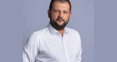 Stire din Interviu : Bogdan Bola, de la legi la pacienți. Provocările unui fost deputat, în fruntea Spitalului Hârșova