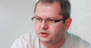 Stire din Cultură-Educație : "Niciodată nu fac un film cu gândul la premiu"