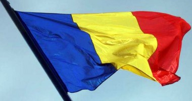 Stire din Cultură-Educație : Intonarea imnului național, obligatorie, zilnic, în învățământul primar