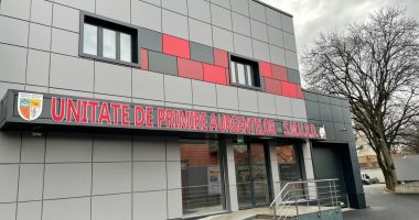 Stire din Eveniment : O mamă împreună cu fiica ei de zece luni au ajuns la spital intoxicate cu gaz