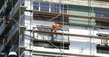 Stire din Economie : Intrăm în deceniul renovării energetice a clădirilor