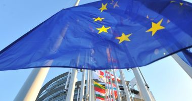 Stire din Economie : Întreprinderile vor fi stimulate să își protejeze proprietatea intelectuală