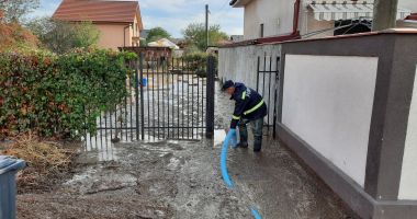 Inundaţii în judeţul Constanţa. Intervin pompierii