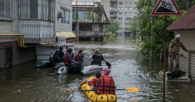 Stire din Actualitate : OMS trimite ajutoare ajutoare în Ucraina după distrugerea barajului Nova Kakhovka. Există risc de holeră după inundații