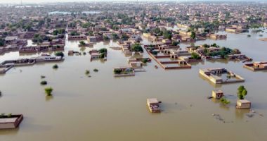 Stire din Actualitate : Foarte multe persoane evacuate în urma inundaţiilor din Pakistan