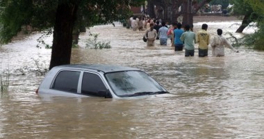 Stire din Actualitate : Furtuni și precipitații abundente în Orientul Mijlociu