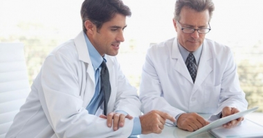 Invățământul medical modern, formează un sistem performant