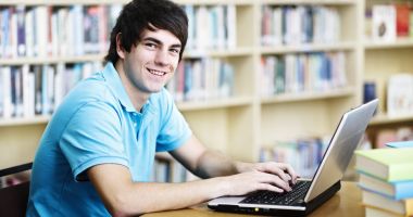 O nouă platformă gratuită de lecții online pentru elevi
