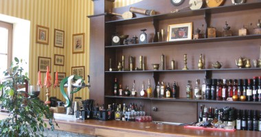 Galerie FOTO. Invazie de baruri și restaurante în peninsula Constanței - 4