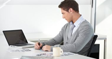 Stire din Economie : Numărul firmelor cu capital străin nou înființate în România este în scădere. Și investițiile străine sunt în declin