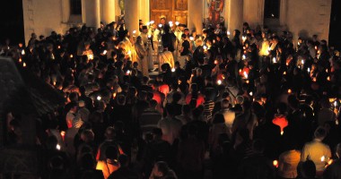 Hristos a înviat! Aglomerație în bisericile constănțene / Galerie foto - 10