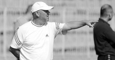 Stire din Sport : Doliu în fotbalul românesc. A murit Ioan Sdrobiș