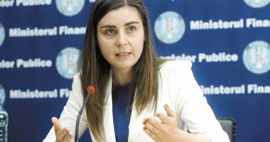 Stire din Economie : Petrescu: Firmele au termen un an și jumătate să treacă la case de marcat cu jurnal electronic
