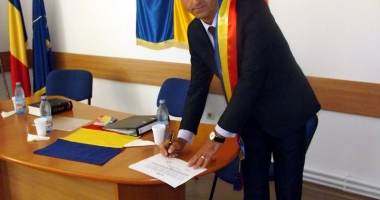 Stire din Politică-Administrație : Reabilitarea străzilor și extinderea rețelei de iluminat public, prioritatea Primăriei Lumina