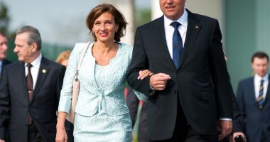 Stire din Politică-Administrație : Președintele Klaus Iohannis își petrece sărbătorile pascale la Sibiu