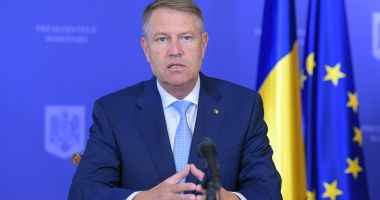 Stire din Politică-Administrație : CSAT se reunește marți în videoconferinţă, sub conducerea lui Iohannis