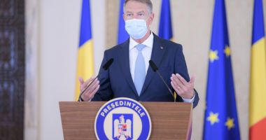 Stire din Politică-Administrație : Klaus Iohannis, apel către primari: „Să se implice activ în campania de vaccinare”