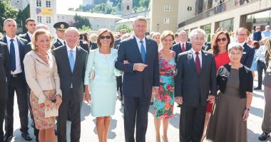 Stire din Politică-Administrație : Klaus Iohannis, la festivalul de la Salzburg