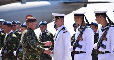 Galerie foto-video / Președintele Klaus Iohannis, prezent la baza militară din Mihail Kogălniceanu - 4