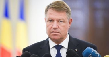 Stire din Politică-Administrație : Iohannis a semnat încă o cerere de urmărire penală în dosarul Revoluției