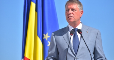 Stire din Politică-Administrație : "NATO va continua să sprijine eforturile României"