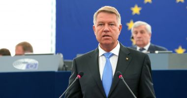 Stire din Politică-Administrație : Klaus Iohannis: „Soluționarea dosarelor în termene rezonabile rămâne un deziderat”