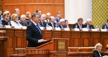 Stire din Politică-Administrație : REFERENDUM 2019. Klaus Iohannis invită partidele la consultări joia și vinerea viitoare. Negocierile încep cu PNL