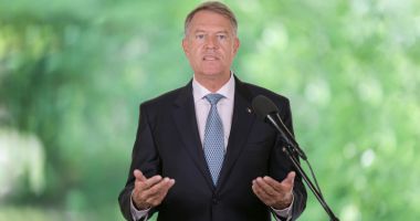Stire din Politică-Administrație : Iohannis: "Sacrificiile veteranilor de război sunt cea mai nobilă manifestare a dragostei de ţară"
