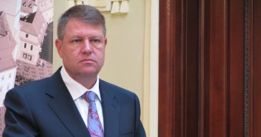 Stire din Politică-Administrație : Iohannis vrea să schimbe legislația privind alegerea Parlamentului