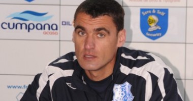 Stire din Sport : Fotbal, FC Farul / Ion Barbu: "Să nu desconsiderăm Dunărea Galați!"