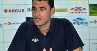 Stire din Sport : Fotbal / Ion Barbu vrea să ia toate cele trei puncte în meciul cu Slobozia
