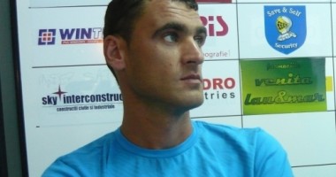 Stire din Sport : Fotbal, FC Farul / Ion Barbu: "Sunt convins că vom câștiga la Brăila!"