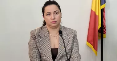 Stire din Politică-Administrație : Ionela Costache, șefa de cabinet a lui Florin Mitroi, va fi numită administrator public al județului Constanța