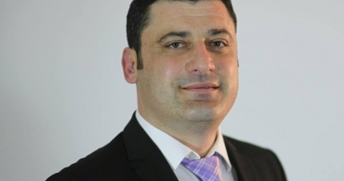 Stire din Politică-Administrație : Viceprimarul Ionel Dia și toți consilierii locali de la Hârșova, amenințați cu excluderea din PNL