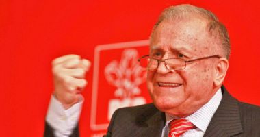 Stire din Politică-Administrație : Ion Iliescu, critici la adresa conducerii PSD